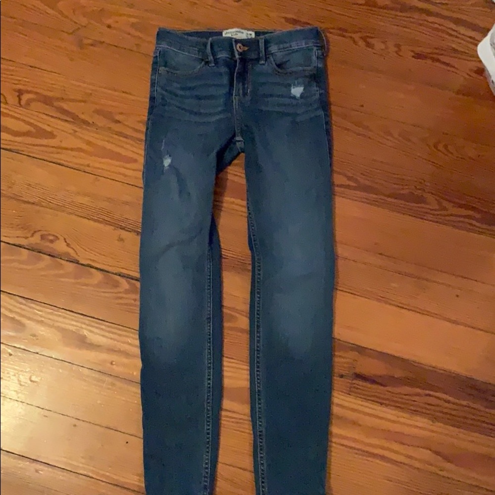 Girls Abercrombie super skinny jeans